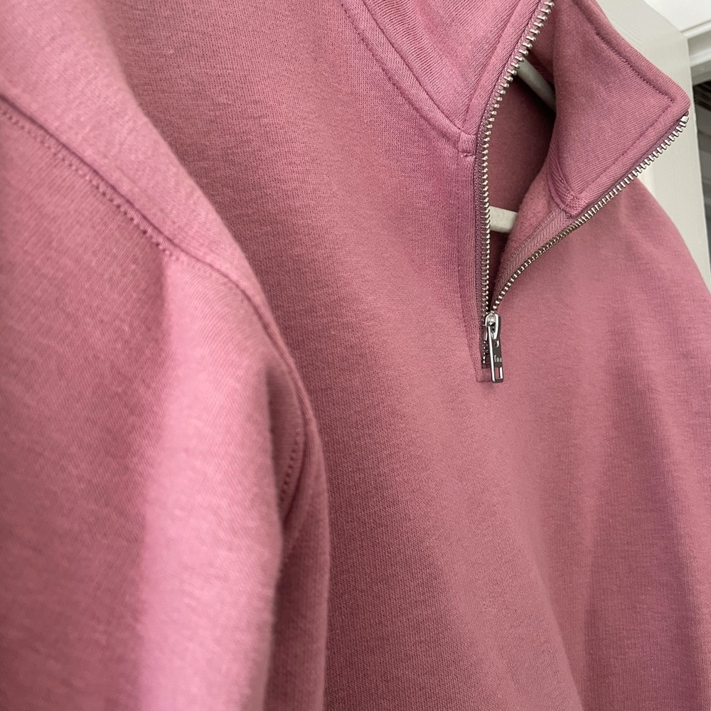 Aritzia TNA Perfect 1/4 Zip Cropped Sweatshirt - Picture 2 of 3